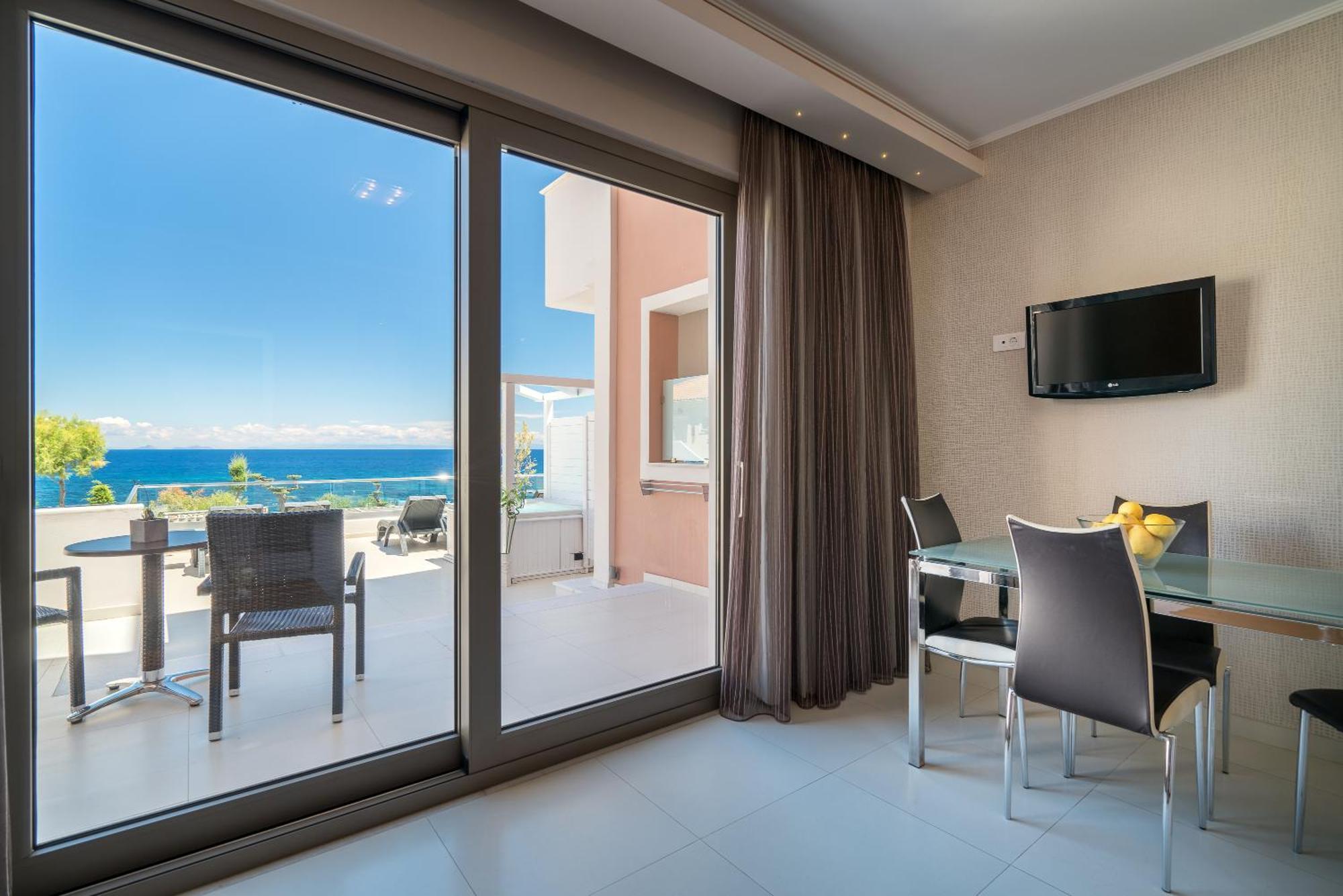 Aparthotel Kymothoe Elite
