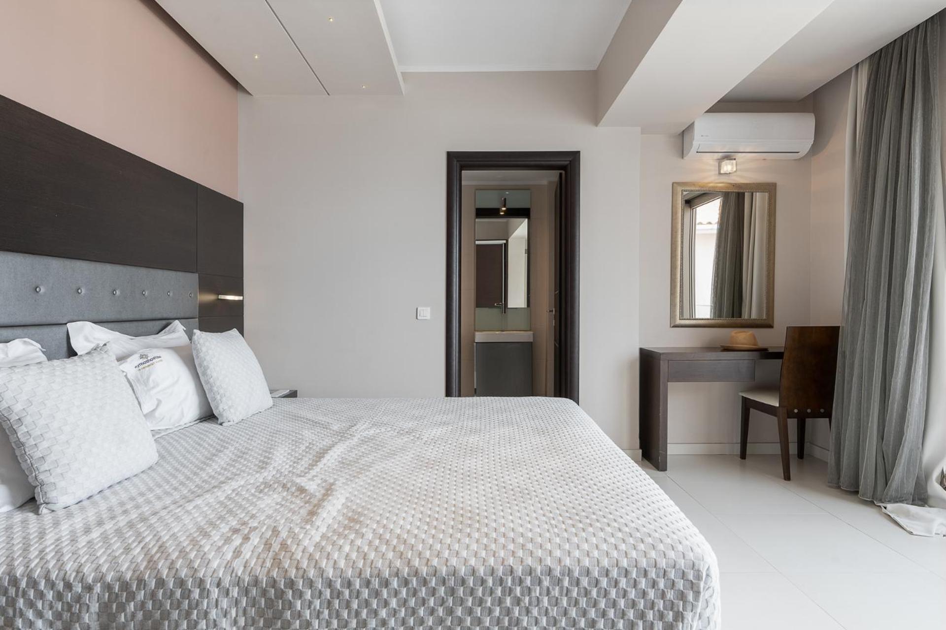Aparthotel Kymothoe Elite