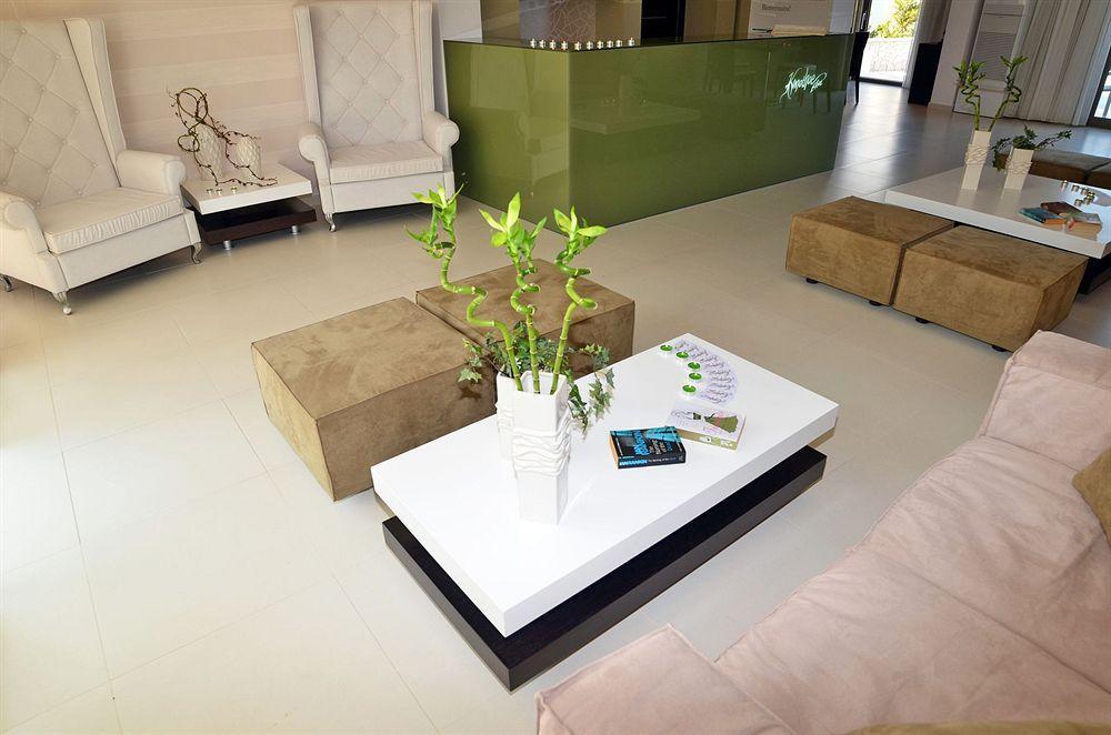Aparthotel Kymothoe Elite